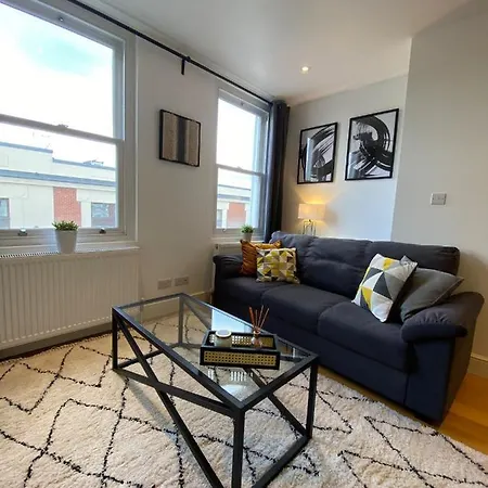 New Stylish Fulham Apartment - 2 Bed London Exterior photo