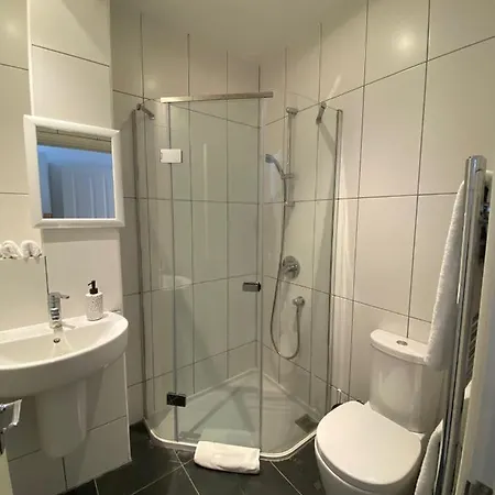 New Stylish Fulham Apartment - 2 Bed London Exterior photo