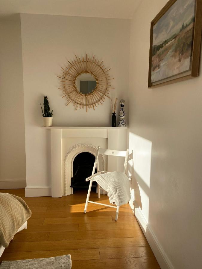 New Stylish Fulham - 2 Bed Apartment